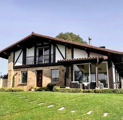 Charlando con… Bea: Una casita en la Montaña