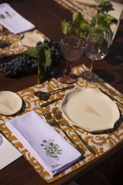 MANTEL INDIVIDUAL DE LINO