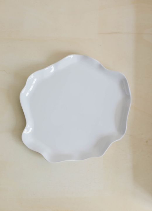 PLATO PRINCIPAL WHITE LOTUS COLLECTION